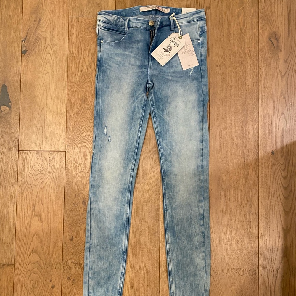 Brand new Zara skinny Jeans